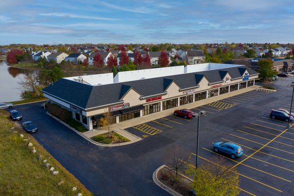 2460 S. Eola Rd, Aurora, IL 60503